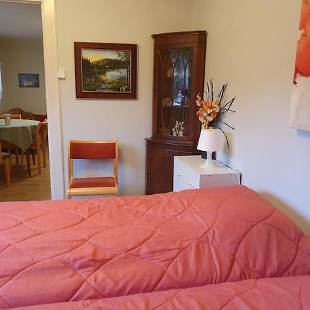Apartamento Bo hos Nancy i Ölme Kristinehamn Exterior foto